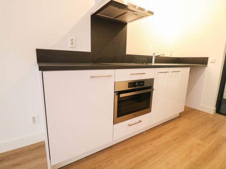 Te huur: Appartement Lange Lombardstraat in Den Haag - Photo 3
