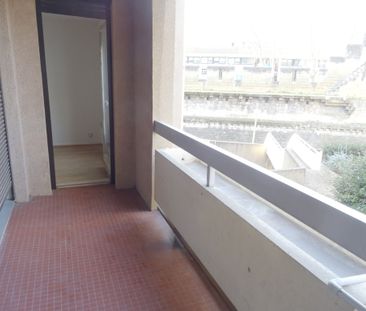 Location Appartement 3 pièces 73m² AVIGNON 84000 - Photo 4