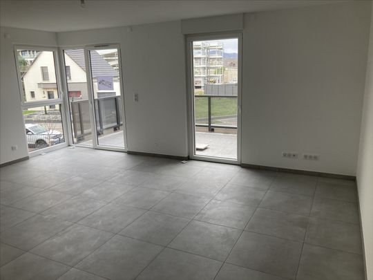 Location Appartement 3 pièces 68m² - Photo 1