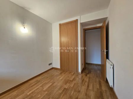 Piso en alquiler en Carrer d'Antoni Puigvert - Photo 3