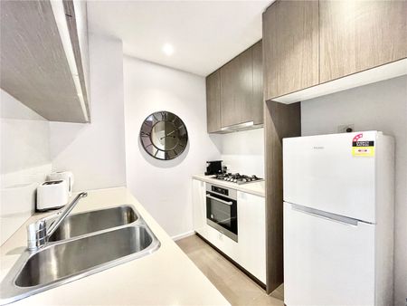 2304/151 City Road - Photo 2