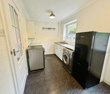 1 bedroom semi-detached house to rent - Photo 6