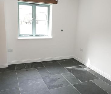 3 bedroom barn conversion to rent - Photo 6