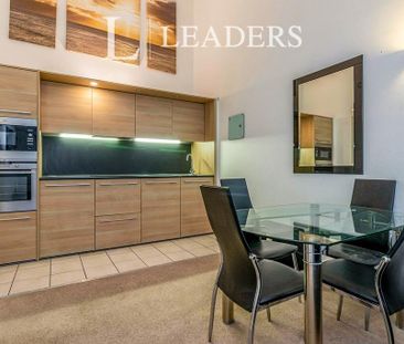 2 bedroom flat to rent - Photo 4