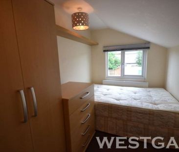 6 Bed - Blenheim Road, Reading - Photo 2