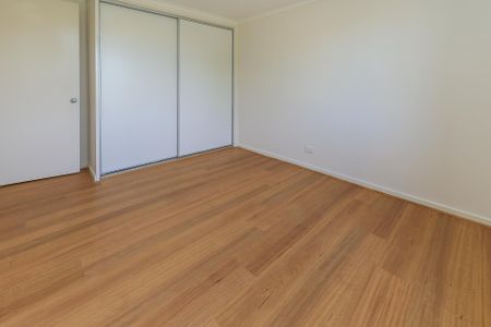 Modern Two-Bedroom Apartment + Study in a Prime Location - Photo 2