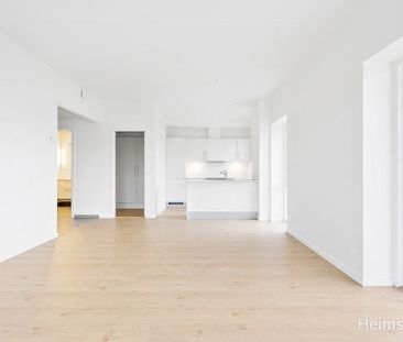 Bynær lejlighed med udsigt og vand - Foto 1