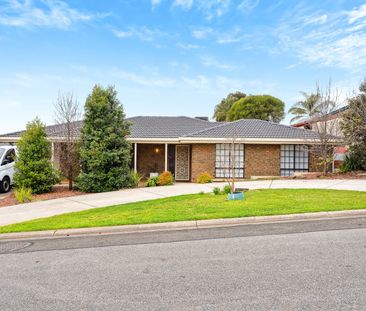 9 Bennett Cl, Aberfoyle Park SA 5159 - House For Rent | Domain - Photo 3