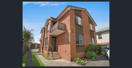 Modern, Ground Floor Unit in West Wollongong - Photo 4