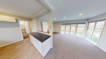Shannon - 3 bedrooms - Photo 5