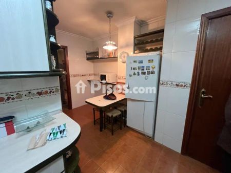 Piso en alquiler en Calle del Escultor Antonio Martínez Olalla - Photo 5