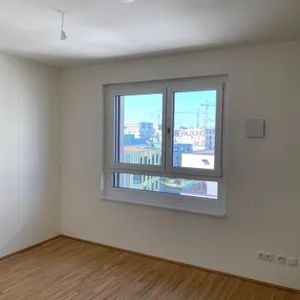 1020 - WG-GEEIGNET: Ideal aufgeteilte 3-Zimmer Wohnung mit 2 Balkonen ab Jänner 2027! - Photo 2