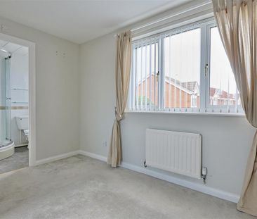 3 bedroom Detached house to rent in Woodlands Grange, Forest Hall, ... - Photo 5