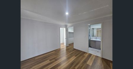 Stunning New Home - Photo 4