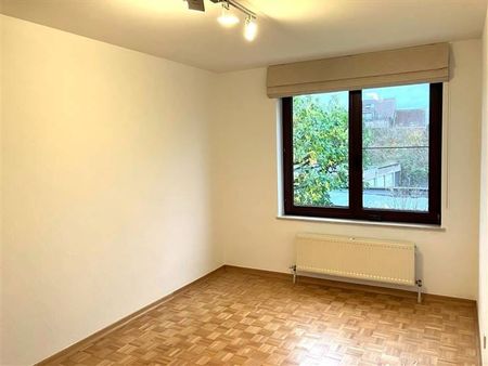 Appartement te huur - Foto 3