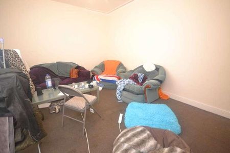 Donnington Gardens, Reading, RG1 - Photo 2