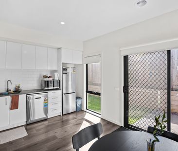 Ideal Location - Two Bedroom Home with Cooling - Photo 6