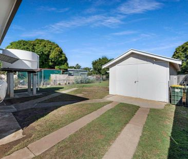 SPACIOUS & LOW-MAINTENANCE HOME IN A CENTRAL LOCATION - Photo 5