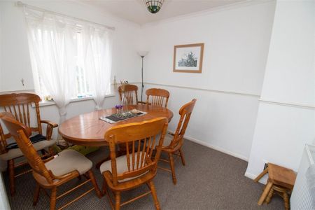 3 Bedroom House - Photo 2