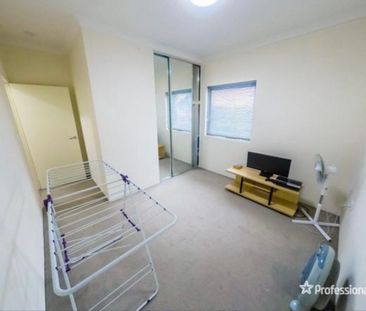 Ellenbrook - Photo 3
