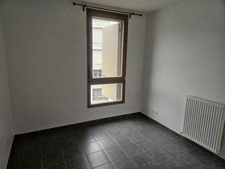 Location Appartement 3 pièces 59m² LA RAVOIRE 73490 - Photo 3