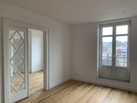 Location Appartement 4 pièces 95m² SARREGUEMINES 57200 - Photo 2