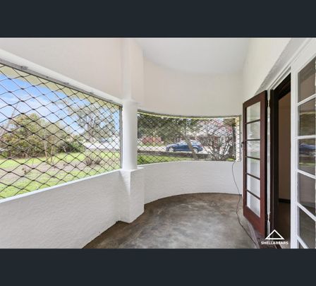 2/55 Stirling Highway, Nedlands, WA 6009 - Photo 1