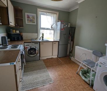 2 bedroom maisonette to rent - Photo 6