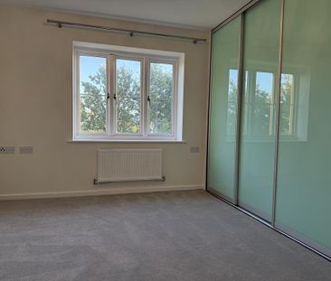 4 bedroom property to rent - Photo 5