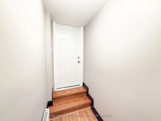 3352 Dundas Street W #Lower - Photo 1