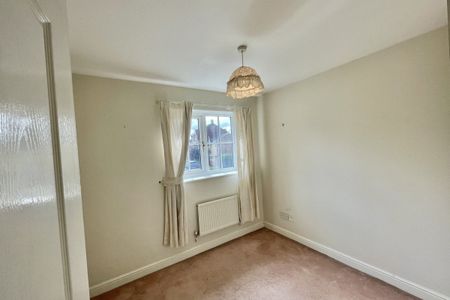 Williams Close - Photo 4