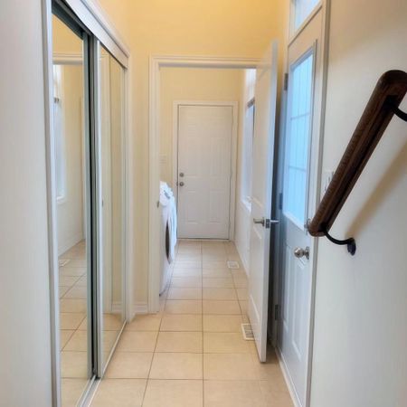 For Lease - 213 East's Corners Boulevard, Vaughan, Ontario - Photo 4