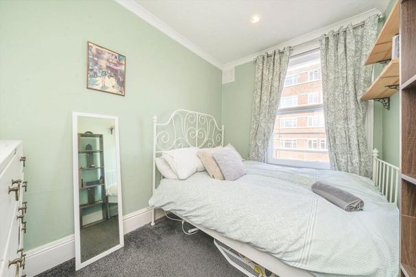 2 bedroom flat to rent - Photo 1