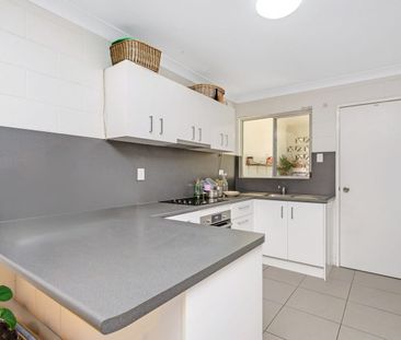 Stylish Living! - Photo 1