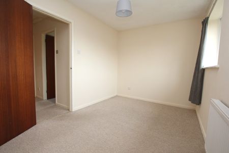 2 Bedroom Semi-Detached House, Chester - Photo 3