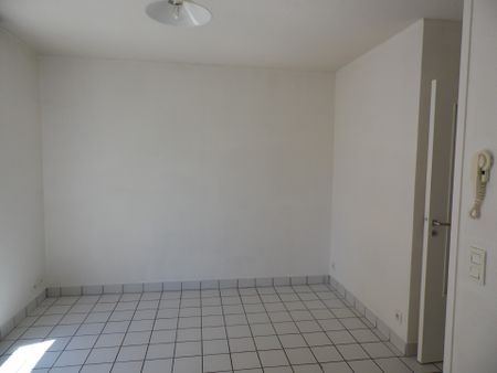 STUDIO PROCHE FACULTES – SECTEUR SALINS - Photo 5