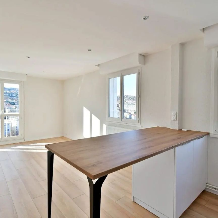 Appartement à louer 3 pièces 68.29m² - Photo 1