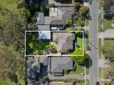 “Spacious Family Home in a Prime Berwick Location” - Photo 2