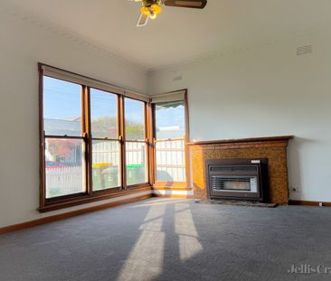 27 Clark Street, Williamstown - Photo 5