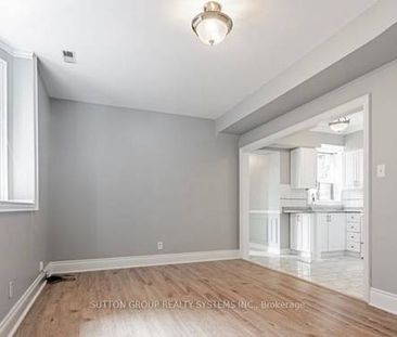 Recent renovations spacious layout mins to st.clair west! - Photo 1