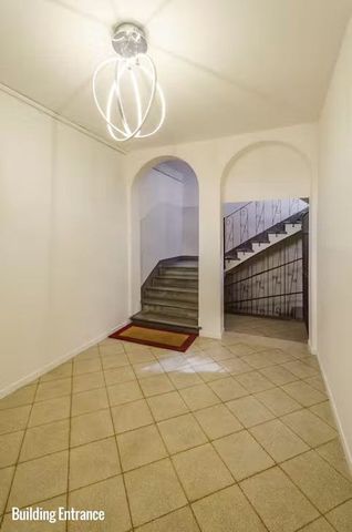 Via Frassinago, Bologna, Emilia-Romagna 40123 - Photo 2