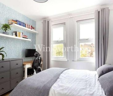 First Floor Flat, Kingsley Road, London, N13 - Photo 3