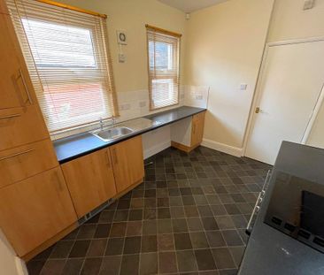 1 bedroom ground floor flat to rent - Photo 5