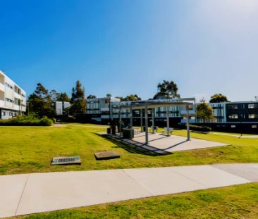 Western Sydney University Village Campbelltown, Sydney - Photo 2