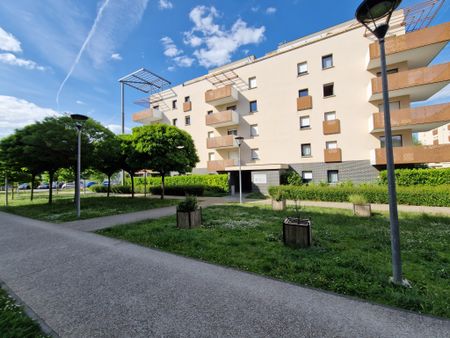 Location Appartement 2 pièces 39m² AMIENS 80000 - Photo 4