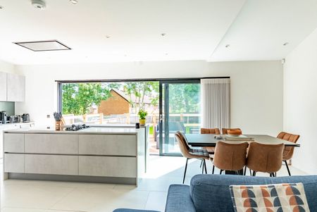 Available unfurnished from 08/06/2026 - Photo 4