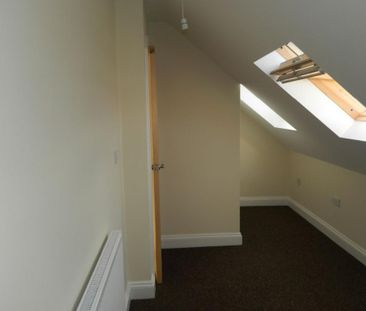 5 bedroom semi-detached house to rent - Photo 5