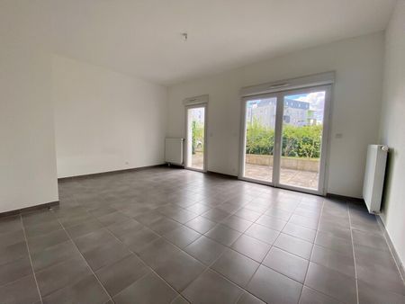 Location Appartement 1 pièce 35m² ORLEANS 45000 - Photo 2