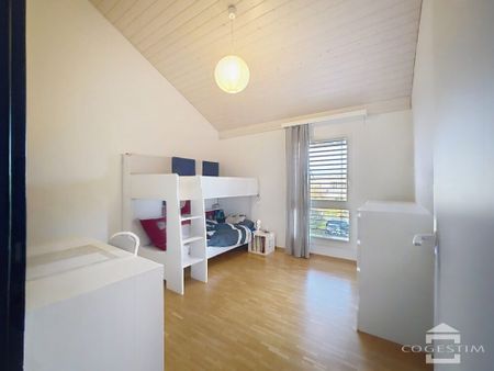Magnifique appartement de 4.5 pièces récemment rénové - Photo 3