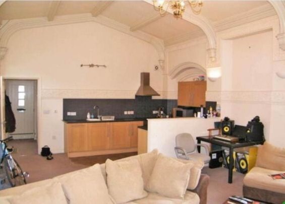 1 bedroom flat to rent - Photo 1
